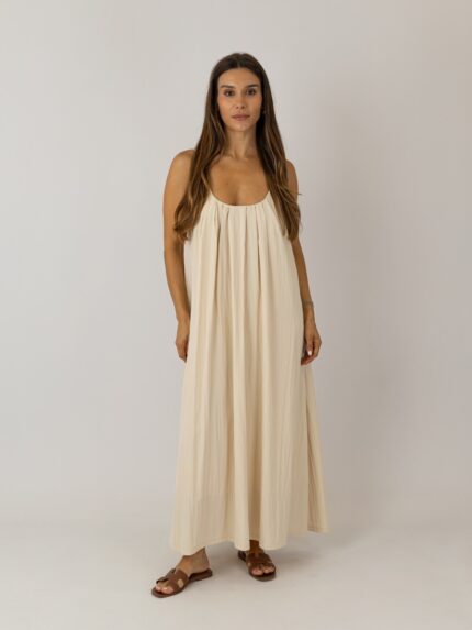 Vestido comprido liso com pregas
