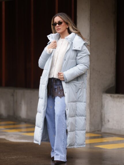 Blusão Comprido com Capuz